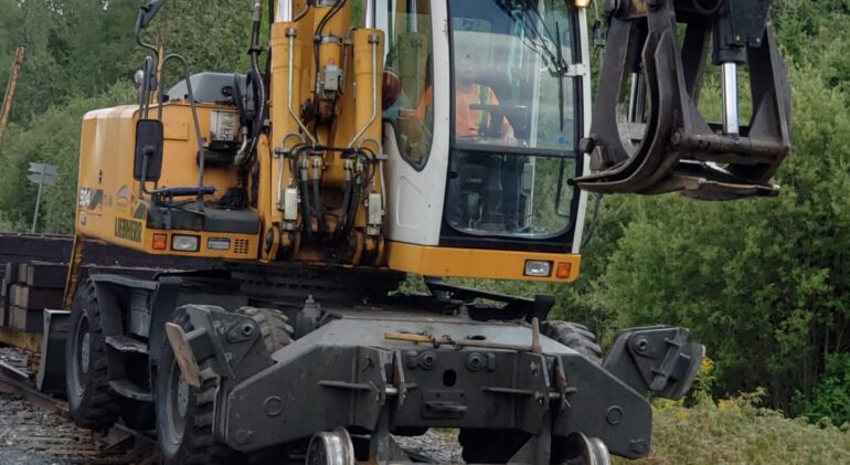 Hi Rail Excavator